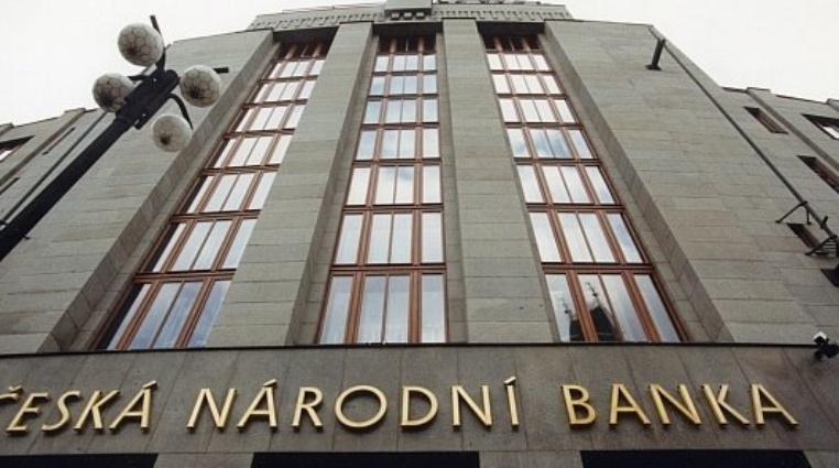 ČNB na nákupech zlata. Došlo ke změně v jejím vztahu k cennému kovu?
