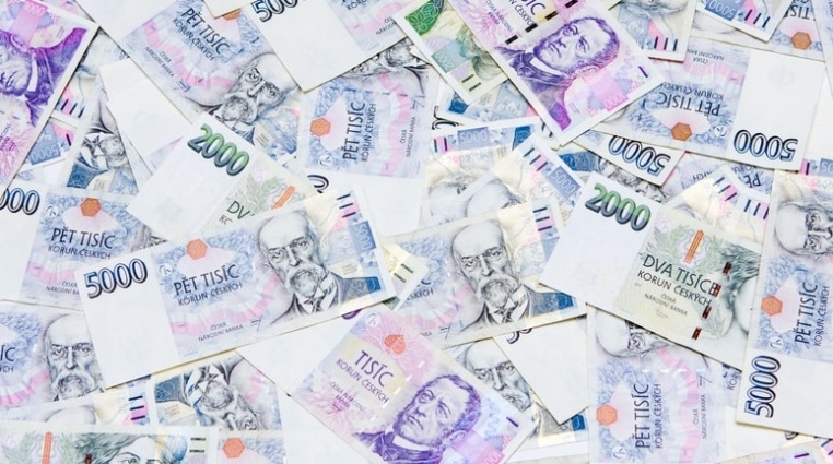 Máte volných 50 tisíc korun? Tři nečekané investice, které mohou změnit váš život!