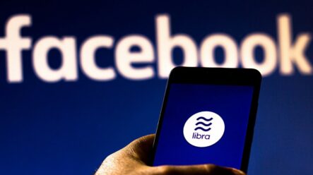 Facebook Libra na rozcestí. Proč (ne)mít obavy?