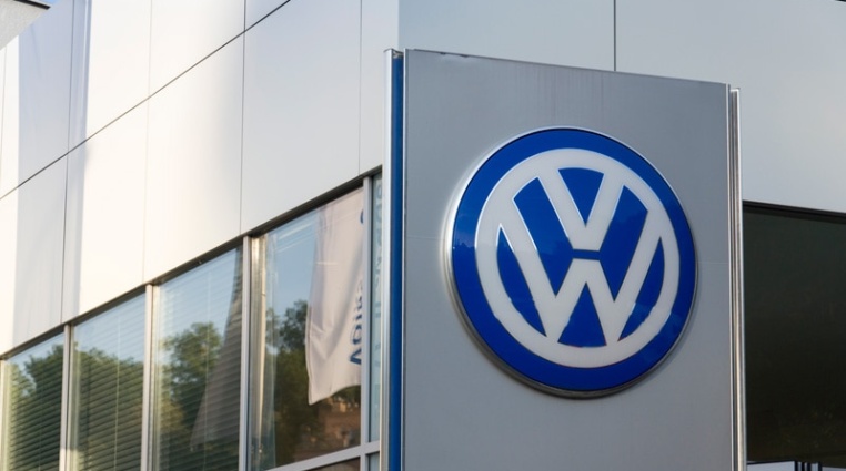 Katastrofa pro Volkswagen: Klíčový projekt má zpoždění 8 let!