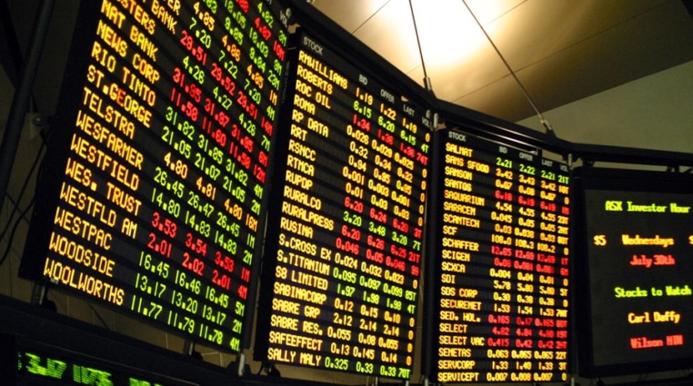 Je současná situace na akciovém trhu racionální?