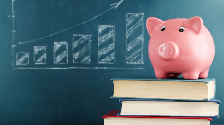 Průměrný Čech si letos v investičních podílových fondech vydělal 5,51 %