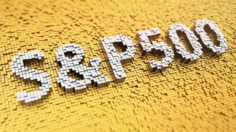 Zatímco dividendový příjem akcií z indexu S&P 500 klesá, výnos 10letých dluhopisů roste a nyní vydělávají více!