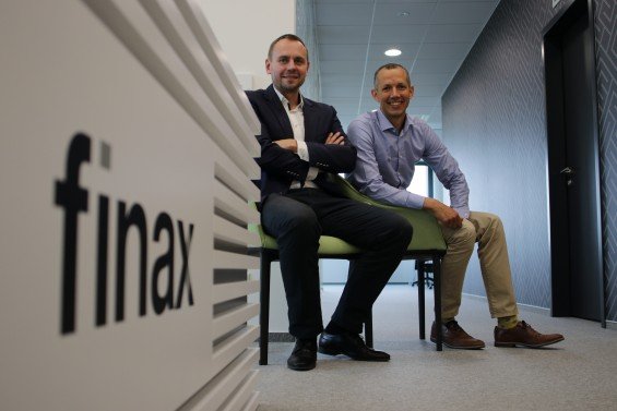 Zakladatelé Finaxu Juraj Hrbatý a Radoslav Kasík