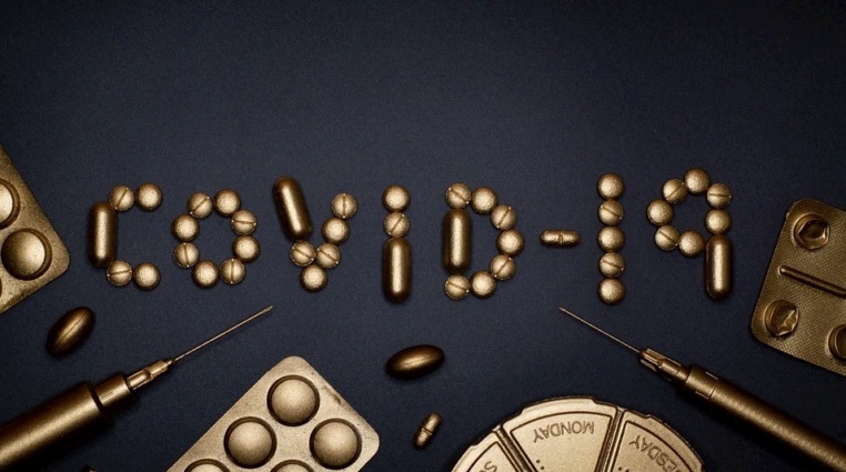 Covidová vakcína Pfizer překvapila veřejnost i trhy