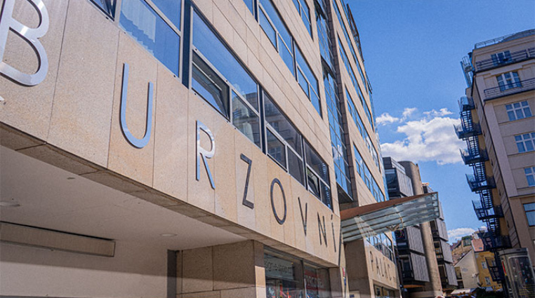 Pražská burza žila v roce 2022 ve stínu ČEZu