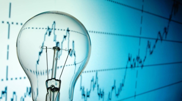 2 dividendové akcie energetických společností s vysokým dividendovým výnosem – vyplatí se do nich investovat?