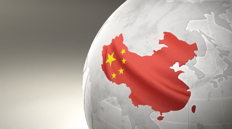 Čína má v rukou významný trumf. A akciové trhy s ním zjevně nepočítají!