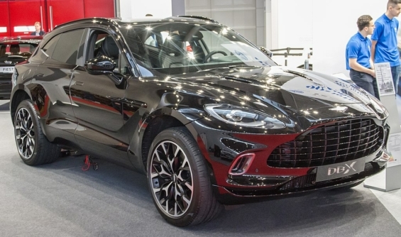 Aston Martin DBX. 