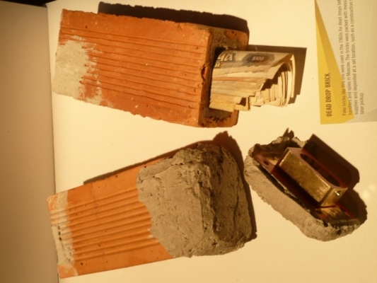 Takto může vypadat mrtvá schránka. Takový geocaching, nemyslíte?