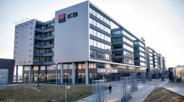 Analýza akcie Komerční banka (KB) – zisk je rekordní díky klesajícímu riziku, technika trhu komplikovaná