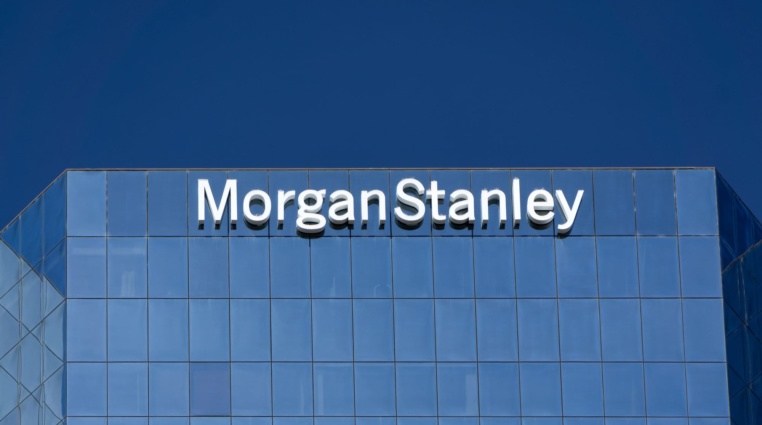 Hledáte alespoň 7% dividendový výnos? Morgan Stanley doporučuje tyto 2 dividendové akcie k nákupu