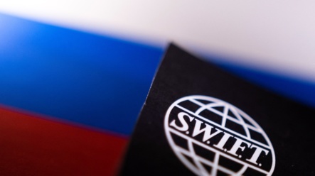 Bitcoin během 24 hodin vyrostl téměř o 17 %! Jak vyřazení Ruska ze systému SWIFT ovlivňuje kryptoměny?