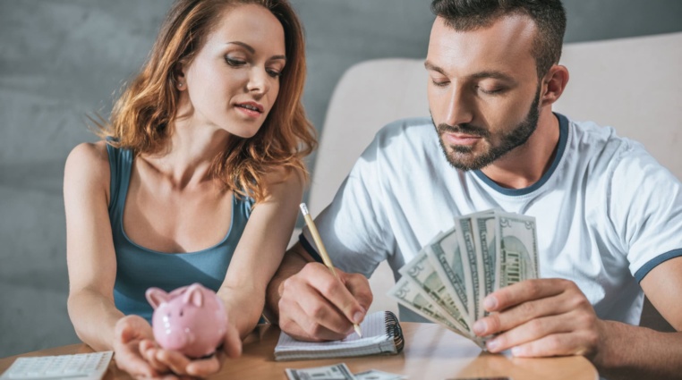 Začněte pravidelně a bezpečně investovat – Přinášíme vám konkrétní příklady, jak na to!