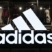 Adidas v červených číslech, kvůli stagnaci prodejů v Číně