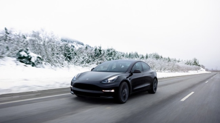 Šokující soudní boj: Vedly falešné sliby Tesly k úmrtí muže? Rozhodne porota!