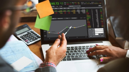 Jak zjistit skutečnou hodnotu dividendových akcií? Dividend Discount Model (DDM) vám ukáže cestu