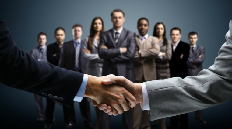 Česká bankovní scéna má nového hráče! Finanční skupina Partners dostala bankovní licenci