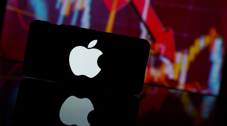 Apple odhalil AI strategii: Vyděsila investory a akcie se propadly!