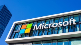 Akcie Microsoftu letos ztratily 20 %. Je teď správný čas nakupovat?