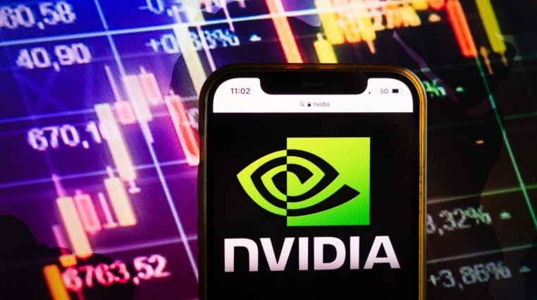 Nvidia natáhla svou rekordní šňůru, akcie přesto klesají! Co se děje?
