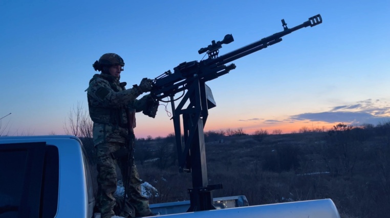 Útok na Írán otřásl cenami energií! Je to začátek další vleklé krize?