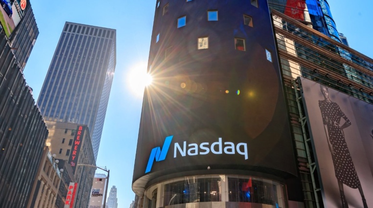 Tyto 2 akcie z indexu NASDAQ vás oslní svým růstovým potenciálem!