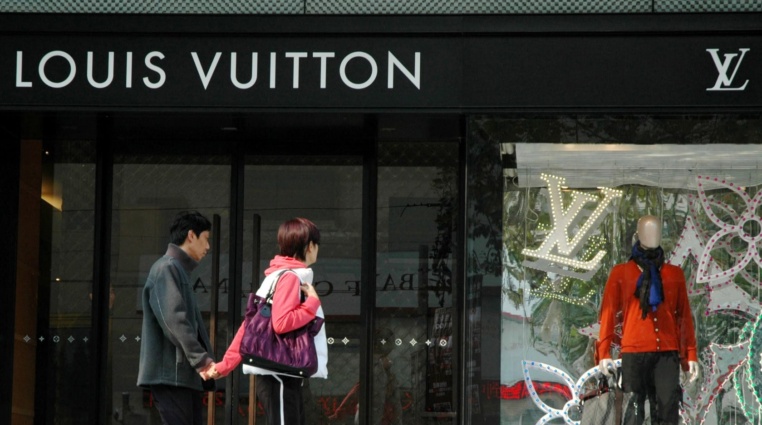 Tato ikona čelí krizi důvěry investorů! Akcie zažívají nejhorší sérii za dekádu