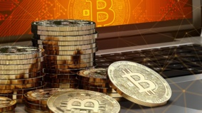 Zlomí Bitcoin historické prokletí, nebo se blíží výprodej?