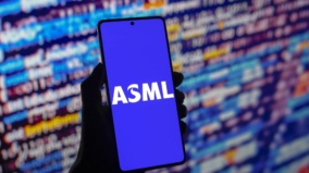 Akcie ASML vs. TSM. Jeden gigant trhá rekordy a druhý zažil nejhorší propad za 25 let! Proč?