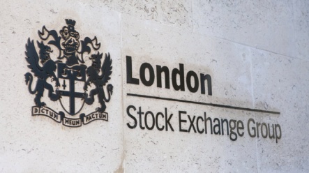Londýnská burza (London Stock Exchange): K čemu slouží a jak se obchoduje na jedné z největších evropských burz?
