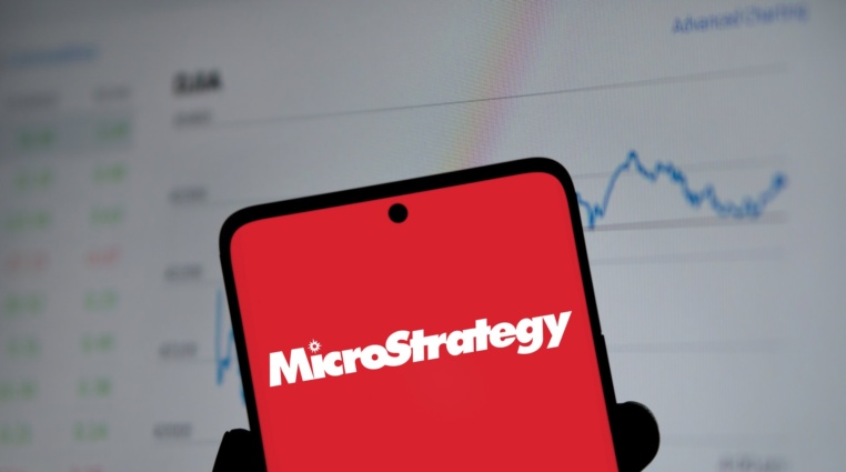 Akciová společnost MicroStrategy přichází s novým jménem a logem! Proč firma mění identitu?