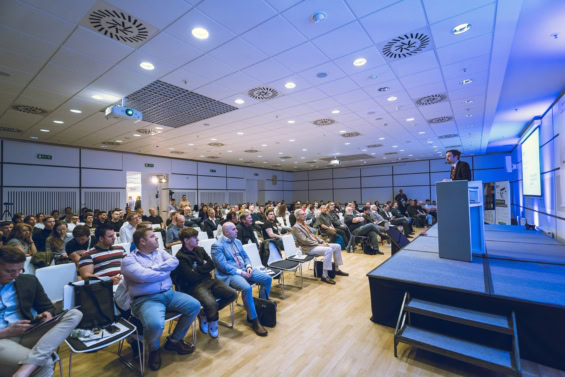 Fotografie z minulého ročníku konference Money Expo