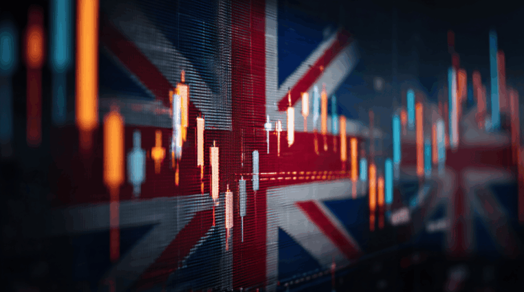 Nejzajímavější ETF fondy kopírující FTSE 100. Kolik zaplatíte za nákup? Jaký fond vybrat?