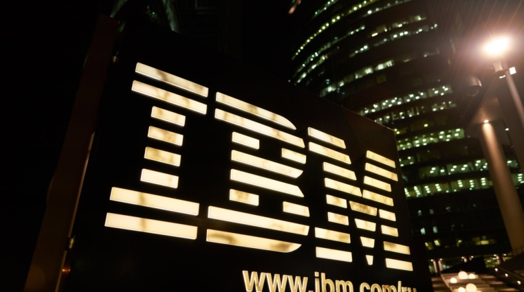 Nejhorší měsíc za 34 let! Technologický gigant krvácí a investoři hledají viníka