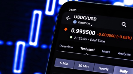 Během týdne růst o více než 60 %: Proč akcie této firmy raketově vystřelily?