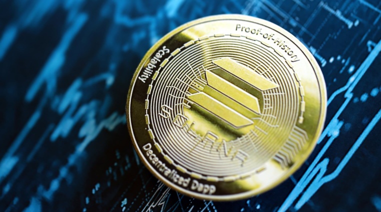 Cena kryptoměny padá, do fondů ovšem tečou miliony: přijde cenový obrat?