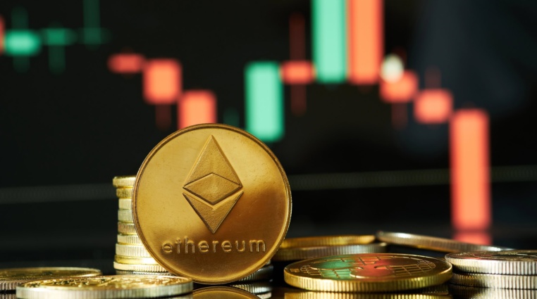 Zakladatel Etherea se zbavuje držených mincí! Způsobí to pád na 1 500 USD?