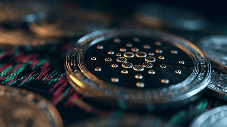 Bude se historie opakovat? Znovu se objevují signály, které zapříčinily růst této kryptoměny o 300 %