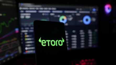 Jak začít investovat i s malou částkou? CopyTrading na eToro může být řešením