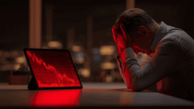 Akcie z krypto sektoru padají jako hrušky! Proč zaznamenaly propad až o 20 %?