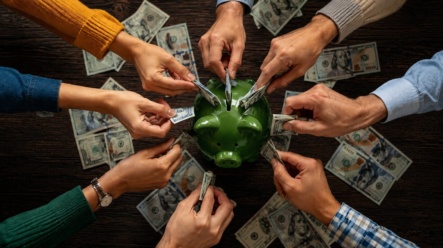 2 fondy, které vyplácejí dividendu 8 až 11 % ročně. Bonus? Ochrání vás před propady akciového trhu